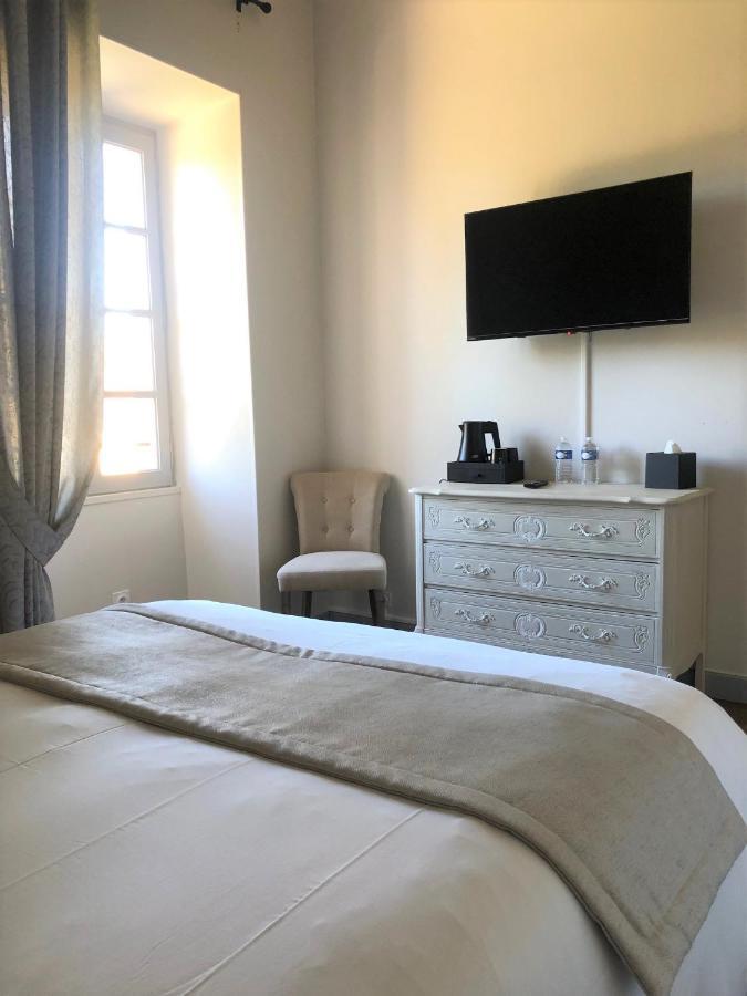Bed and Breakfast Domaine De Monplaisir Caylus Exterior foto